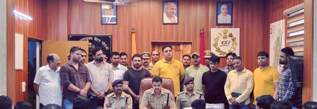 कमिश्नरेट गौतमबुद्धनगर पुलिस ने किया अपहरण का पर्दाफाश,अपहरण का मास्टरमाइंड निकला पायलट 2 img 20250628 wa00153022812946936176742